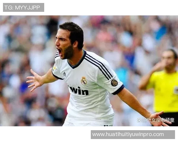 穆里尼奥回忆皇马时期称全胜阿贾克斯因有C罗本泽马伊瓜因助力 穆里尼奥回忆皇马时期称全胜阿贾克斯因有C罗本泽马伊瓜因助力